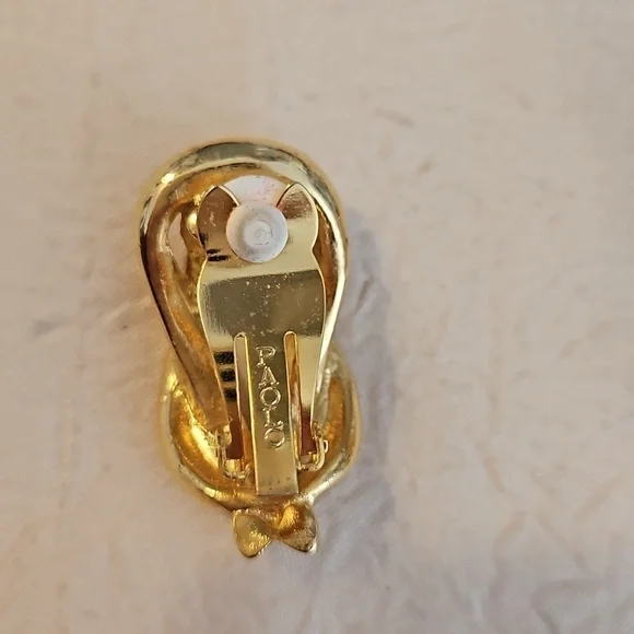 PAOLO GUCCI Gold Tone Twisted Clip-on Earrings - Picture 5 of 5